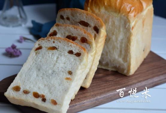 波蘭種葡萄干吐司，柔軟口感又好，做法簡單，想吃吐司輕輕松松